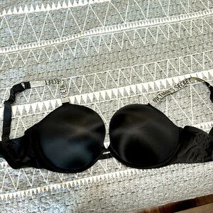 Victoria’s Secret size 36DDD rhinestone push-up bra